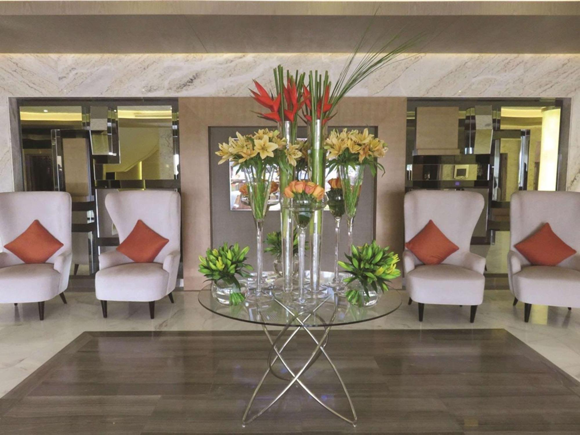 Doubletree By Hilton Hotel Riyadh - Al Muroj Business Gate Riade Exterior foto