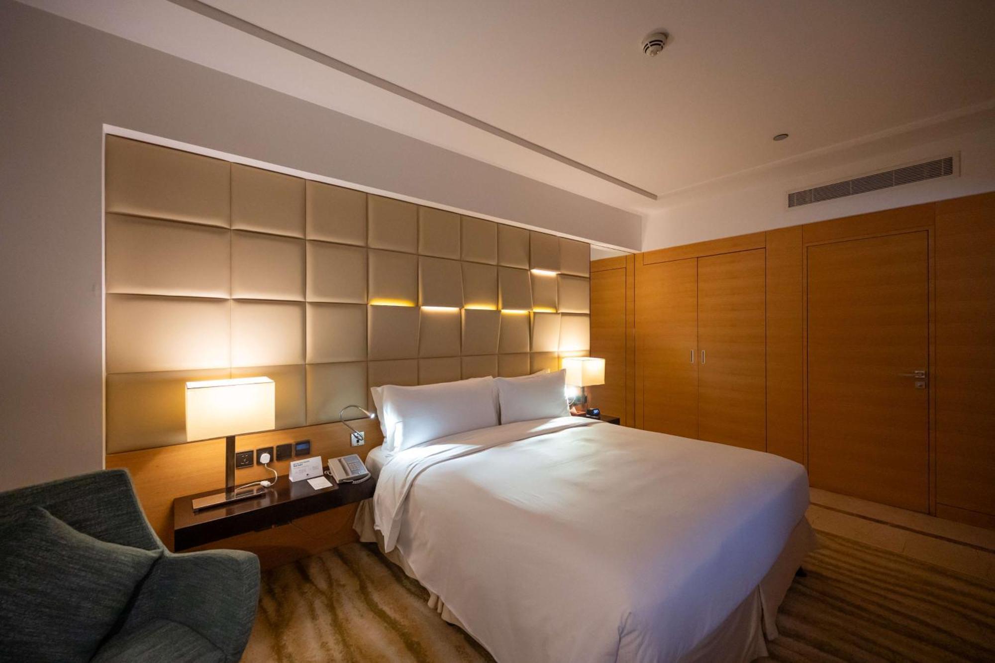 Doubletree By Hilton Hotel Riyadh - Al Muroj Business Gate Riade Exterior foto
